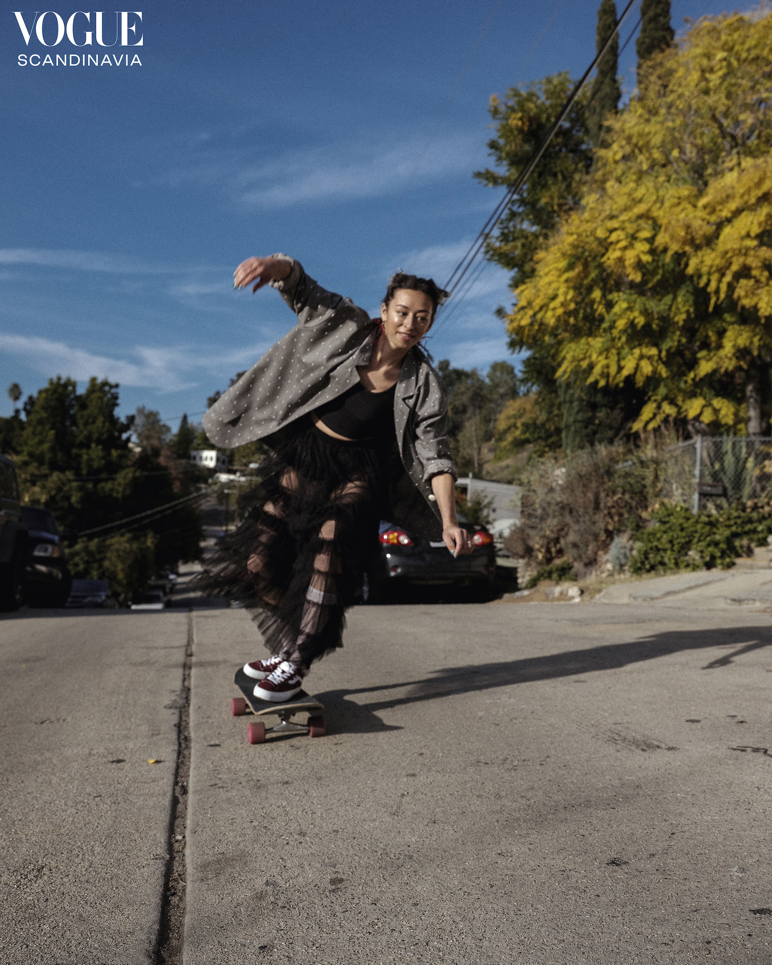 lizziearmanto12 lores